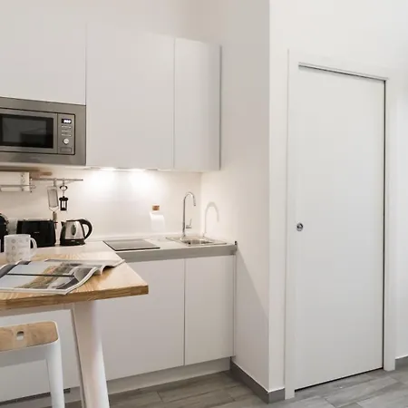 Atto Vannucci 15 B Διαμέρισμα
